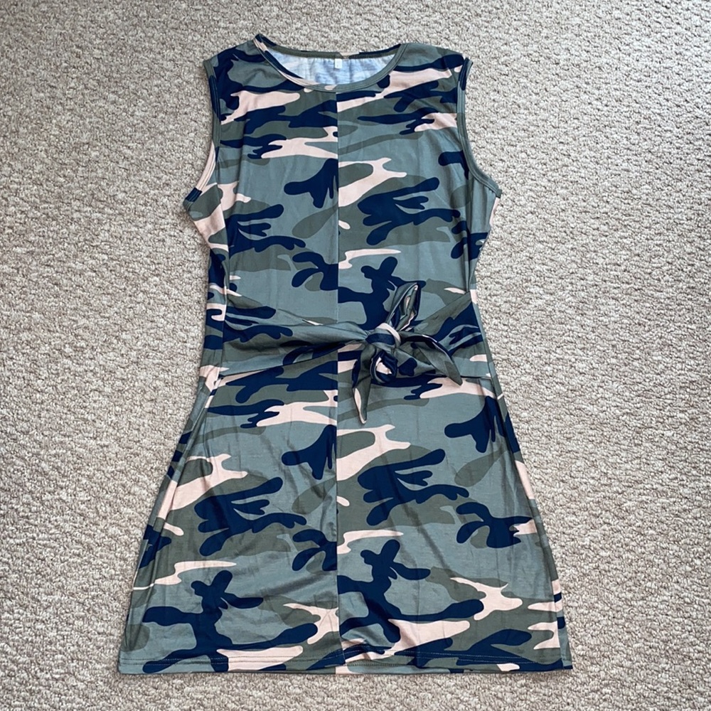 Dress-Camouflage